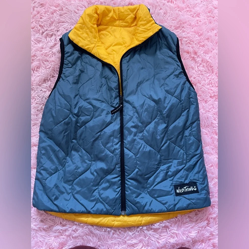 Wild Things Reversible Puffer Vest Yellow Gray Made USA Men’s S